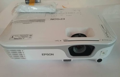 Video Beam Epson S17 X11 Con Pantalla Gratisssss!!!!!