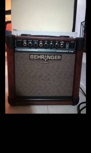 Amplificador Guitarra Bheringer Gtx60 Efectos/pedal