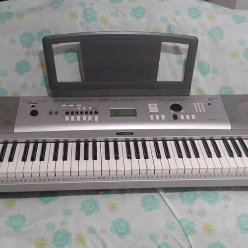 Teclado Yamaha Modelo Dgx-230