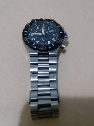 Vendo Reloj Victorinox Swiss Army 100 % Original Usado