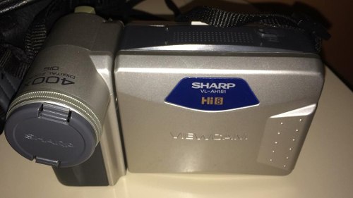 Filmadora Sharp Hi-8 Zoom 400x