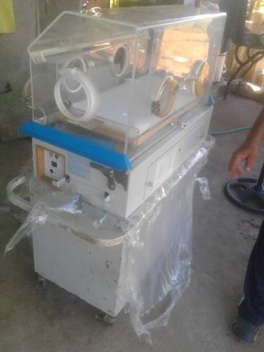 Incubadora Neonatal Advance