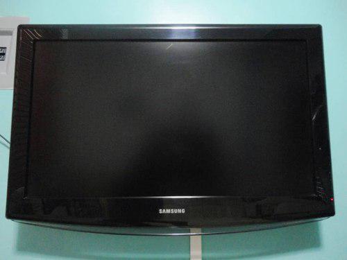 Tv Samsung Lcd, 32'Se Vende Con Base Y Control Original