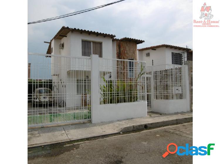 Venta Townhouse Villa Athenea 19-9363 TMC