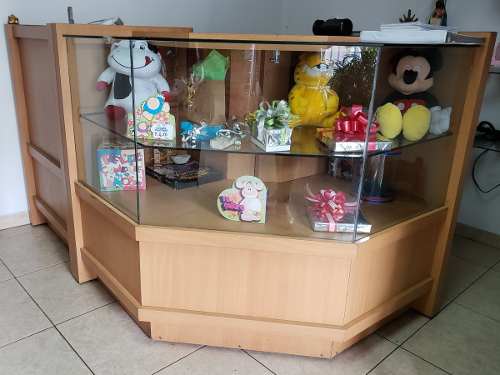 Mueble Exhibidor Con Escritorio Caja Registradora