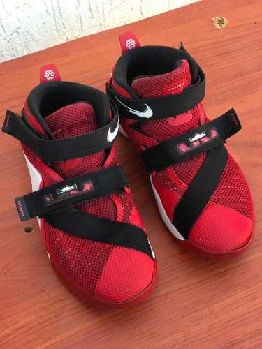 Zapato Nike Lebron James Talla 32