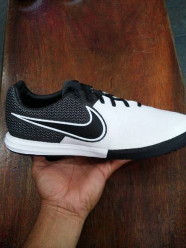 Zapatos De Futbolitos Nike