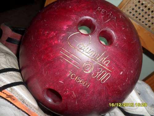 Bowling Ball Columbia 300 12 Libras Plastica