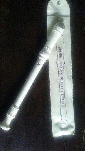 Flauta Usada Marca Yamaha