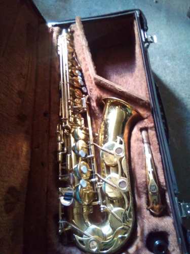 Saxo Alto... Yamaha... Yas 32... Usado... 800