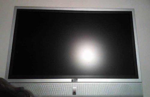 Televisor Lcd 32 Pulgadas Marca Ilo