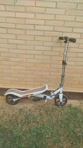 Monopatin Scooter