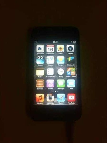 iPod Touch 4, 8gb