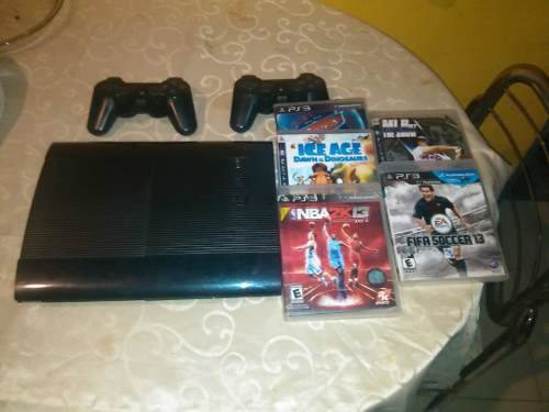 Playstation 3 Con 5 Juegos Y 2 Controles.