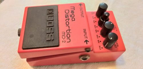 Pedal Guitarra Boss Mega Distortion Md2