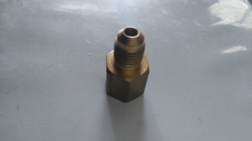 Conector Hembra/macho Flared 1/2 X 3/16