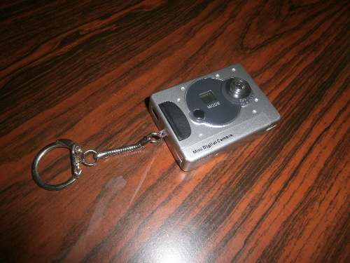 Mini Camara Digital Espía A Baterias Memoria De 16mb