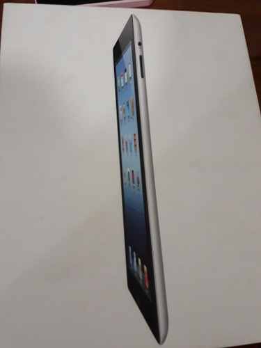 iPad 3, Modelo A, Con Wifi Y 4g. Con Su Caja.