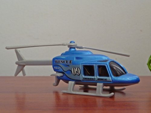 Helicóptero A Escala 1:64 - Hot Wheels