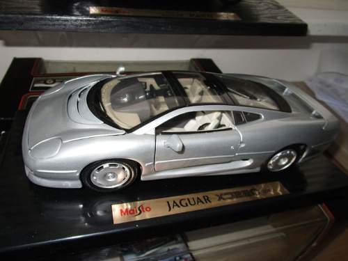 Jaguar Xj Maisto 1/18.