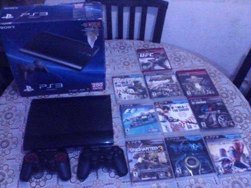 Playstation 3, Con 2 Controles Y 10 Juegos