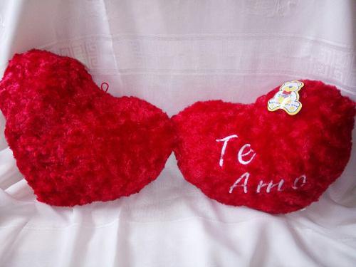 Corazon De Peluche / Peluche En Forma De Corazon / Amor