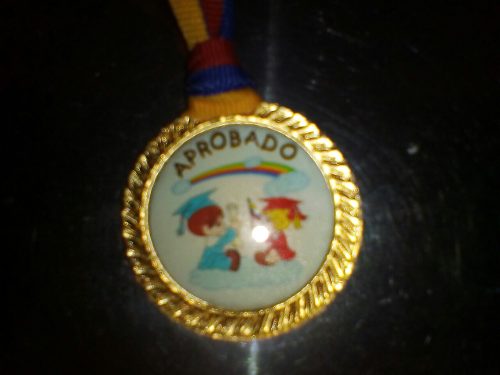 Medalla De Graduacion Prescolar Y Primaria