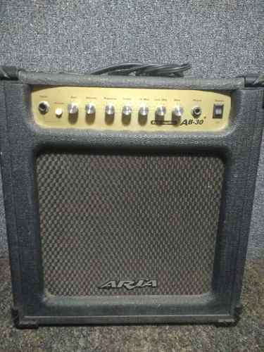 Amplificador De Bajo 30w Aria