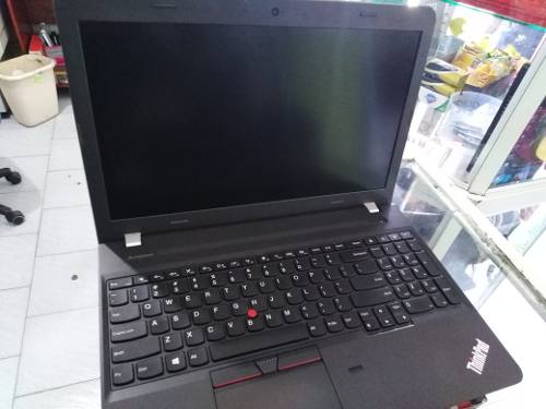 Lapto Lenovo I5 Con Maletin