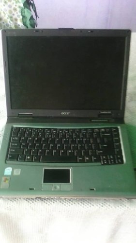 Laptop Acer Travelmate  Negociable