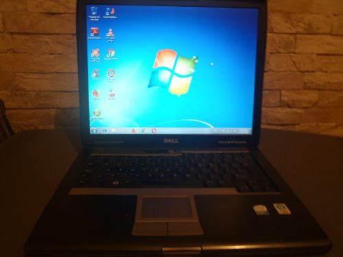 Laptop Dell Latitude Dgb De Disco Duro2,5gb De Ram
