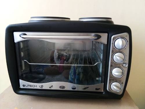 Horno Electrico Utech Con 2 Hornillas, 23litros.