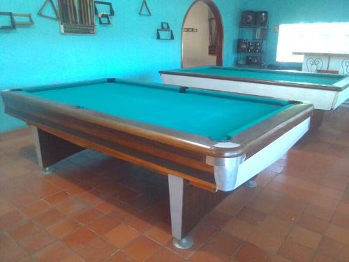 Mesa De Pool Y De Villar En Perfecto Estado Incluye Tacos Y