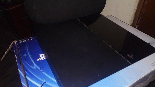 Playstation 4 + 6 Juegos Fisicos