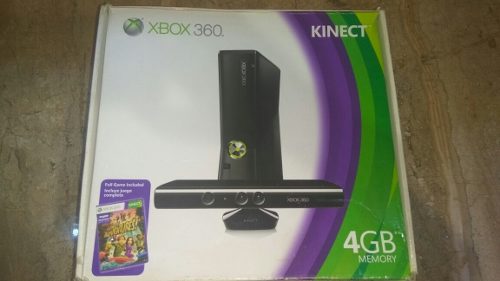 Xbox gb Kinect Con 3 Controles 1 Juego