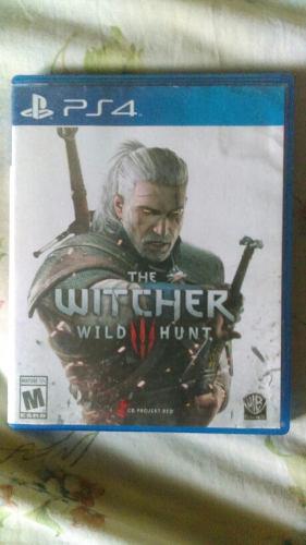 Juegos Ps4 The Witcher Y Bloodborne En Perfecto Estado.