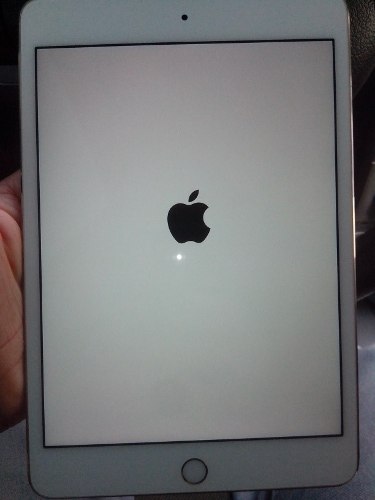 Tablet iPad De Wif Bloqueada Para Repuestos Modelo A