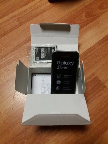 Telefono Samsung Galaxy J1 Mini - Liberado