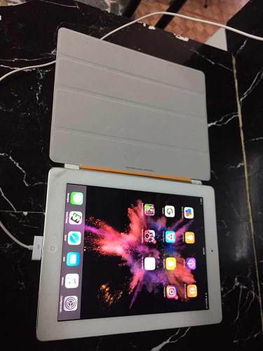 iPad 2 32gb Wifi + Forro Bien Conservada