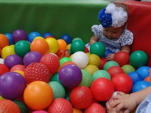 Piscina De Pelotas Baby Gym Parque Infantil Little Tikes