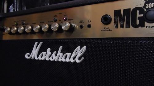 Amplificador De Guitarra Marshall Mg 30fx