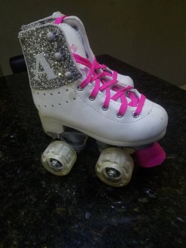 Patines 4 Ruedas Blancos Niña Ambar Soy Luna