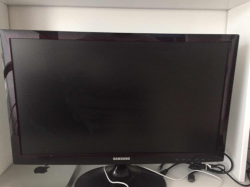 Se Vende Mac Mini Monitor Samsung Y Teclado Con Mouse Apple