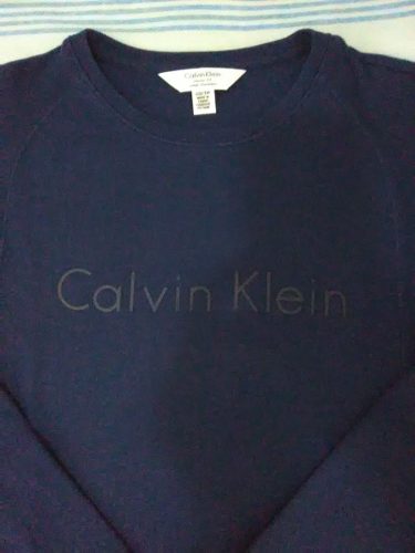 Sweater Calvin Klein Original, Talla S, 35v