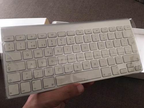 Teclado Apple Inalámbrico