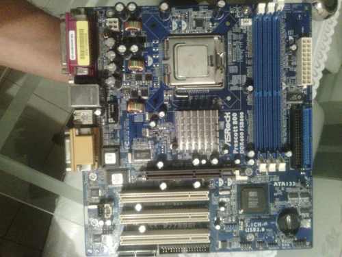 2 Tarjetas Madre De Pentium 4 Y 2 Memoria Ram De 1 Gb Cada