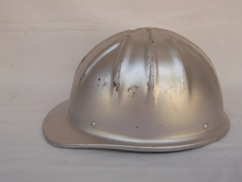 Antiguo Casco De Mineria De Aluminio Mcdonald