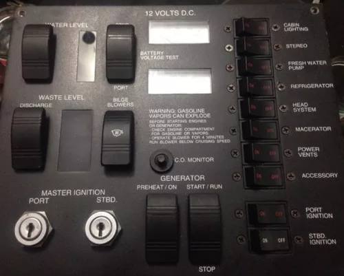 Brekera Switch Panel De Control Marino 12v 110v Lancha Yate