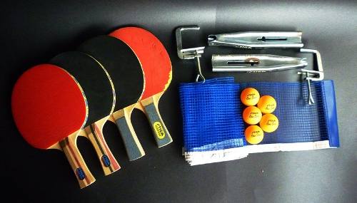 Estupendo Combo De Raquetas Malla Y Pelotas De Ping Pong
