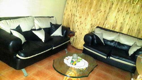 Remate Muebles / Sofa Semi Cuero Reversibles